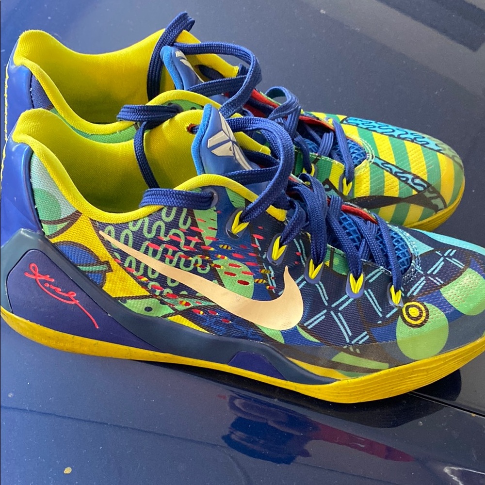 Nike basketball shoes Kobe